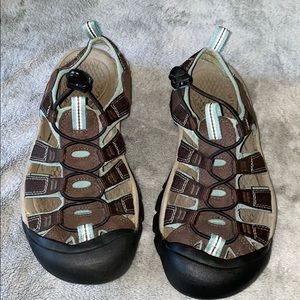 Keen Newport H2 waterproof shoes